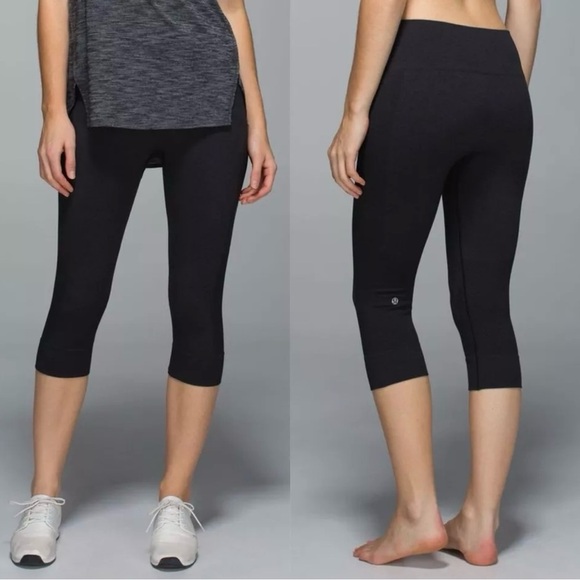 Lululemon Athletica Seamlessly Street Crop Black Leggings size8 Ultimate Comfort - Picture 3 of 11